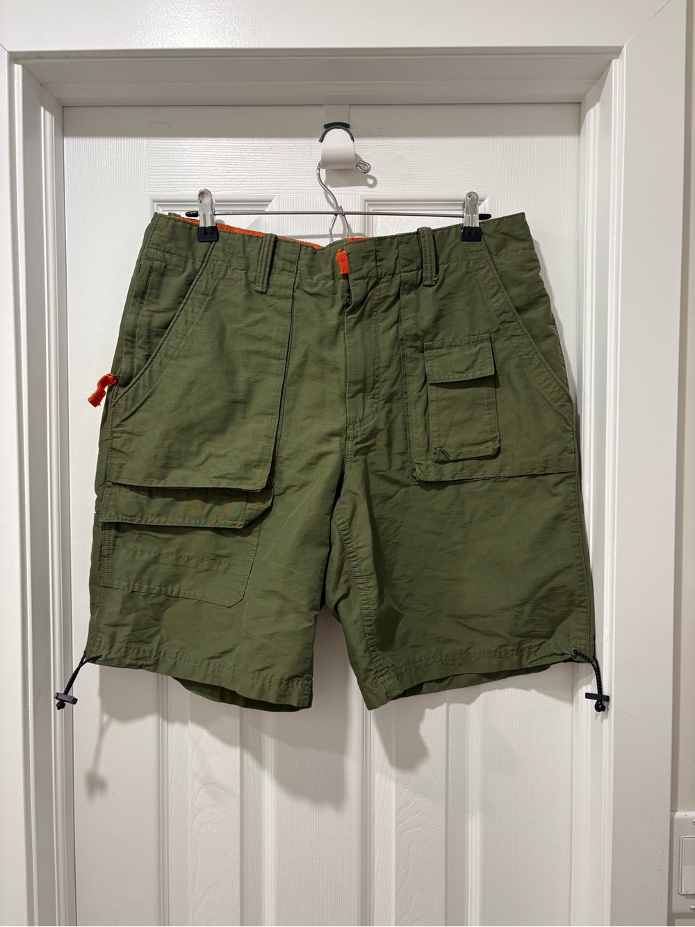 Vintage the gap Men's Olive Utility Cargo Shorts size 33 Y2K
